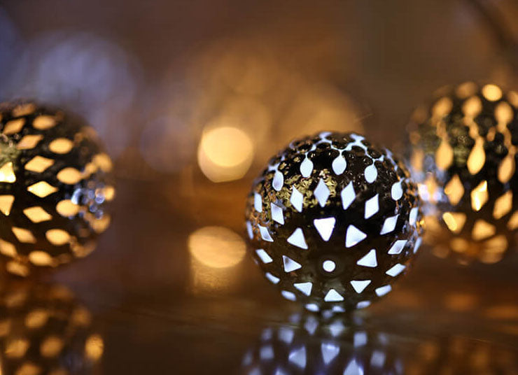 Solar Garden String Lights with Patterned Ball Lanterns