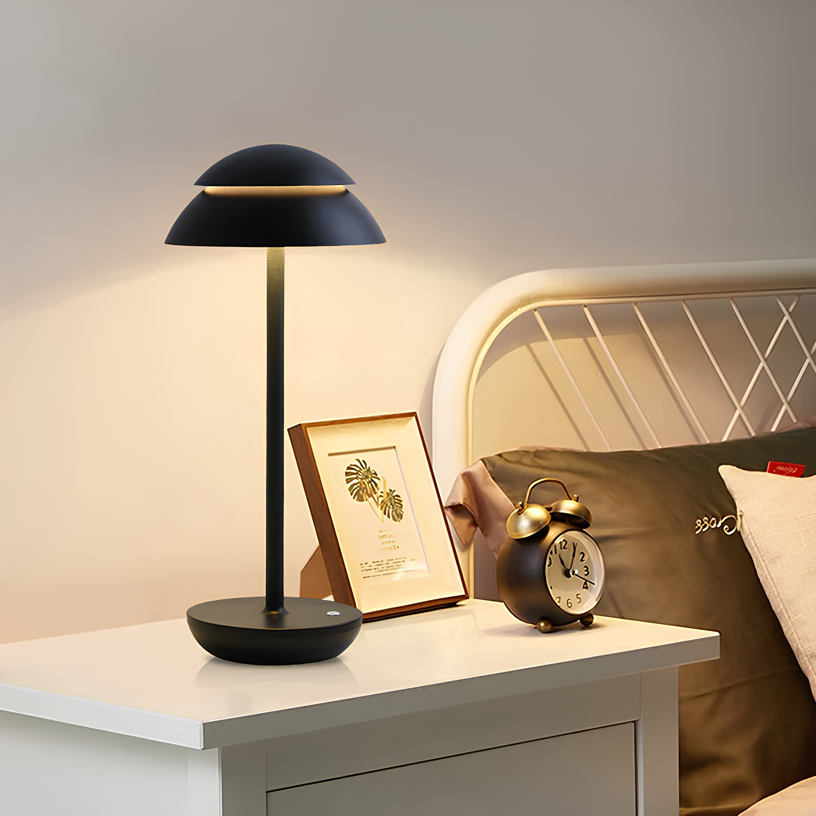 Cordless Dimmable Aluminum Table Lamp
