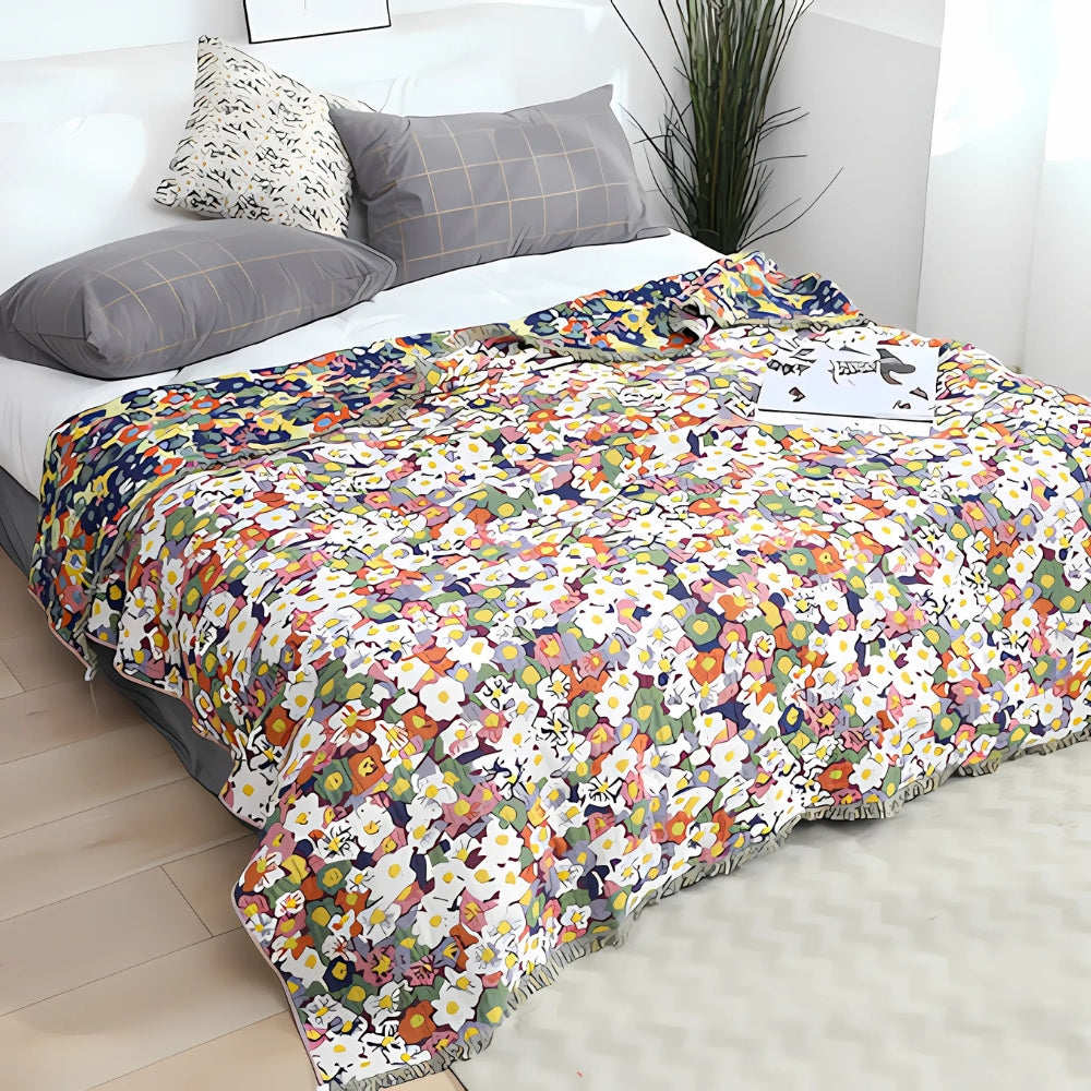 Daisy Dreamer Reversible Tassel Cotton Blanket