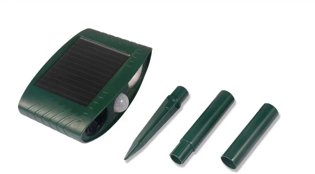 Outdoor Solar Ultrasonic Repeller for Animals with Sensor Light