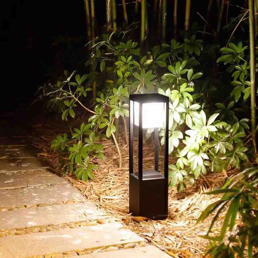 Black Square Solar Garden Post Light With Led Illumination