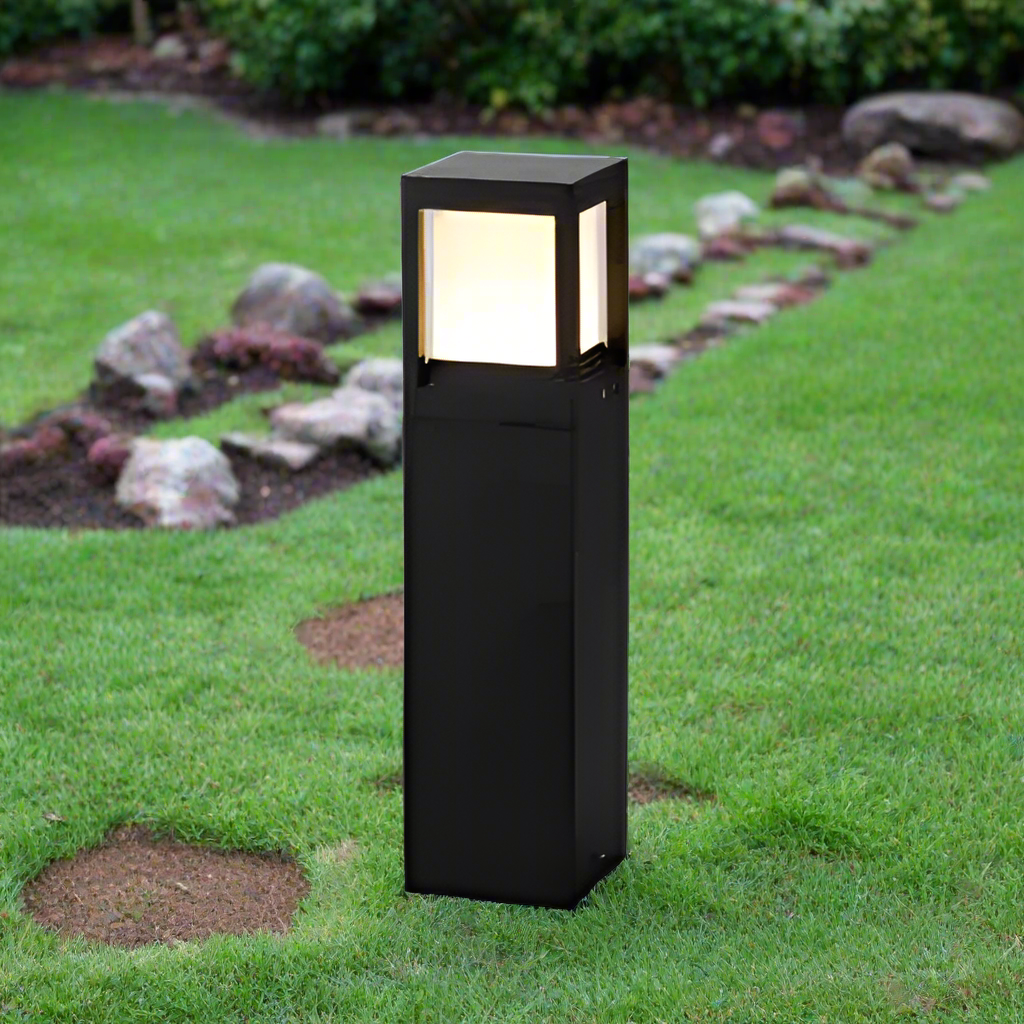 Black Square Solar Garden Post Light With Led Illumination