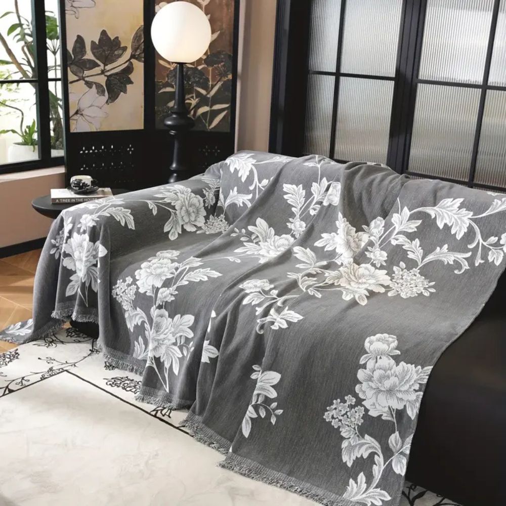 Classic Fleur Jacquard Couch Cover