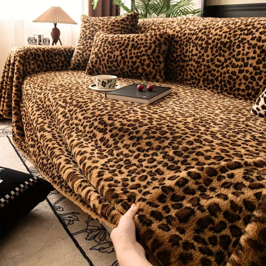 Cosy Leopard Print Couch Cover