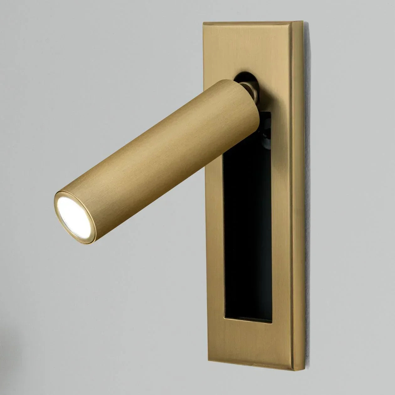 Adjustable Modern Bedside Wall Light