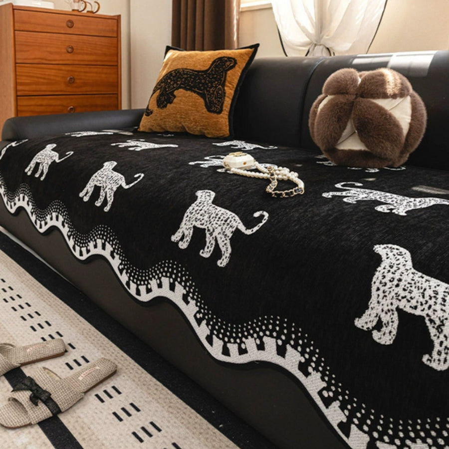 Lion Wavy Non-Slip Couch Cover