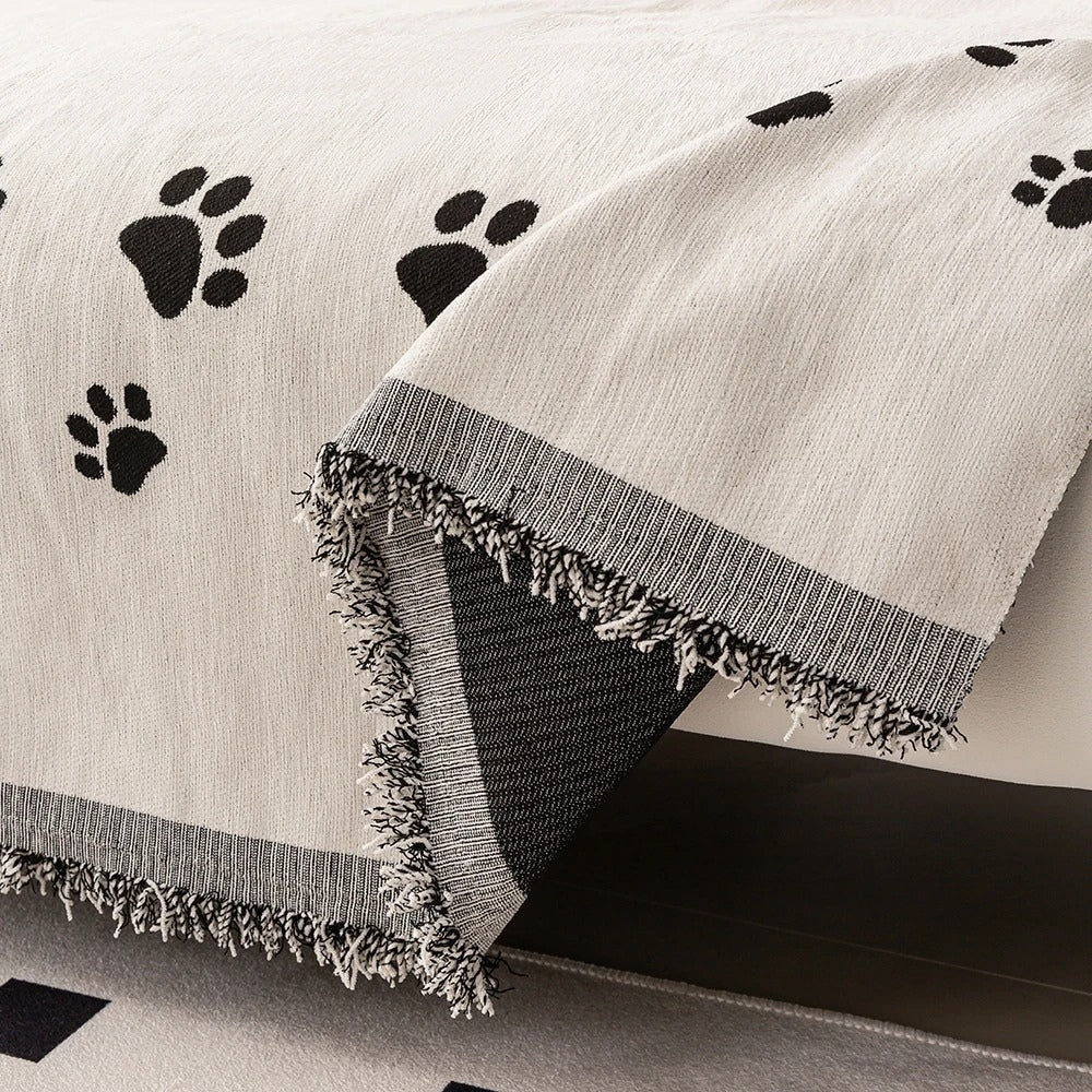 Nordic Cat Paw Chenille Couch Cover