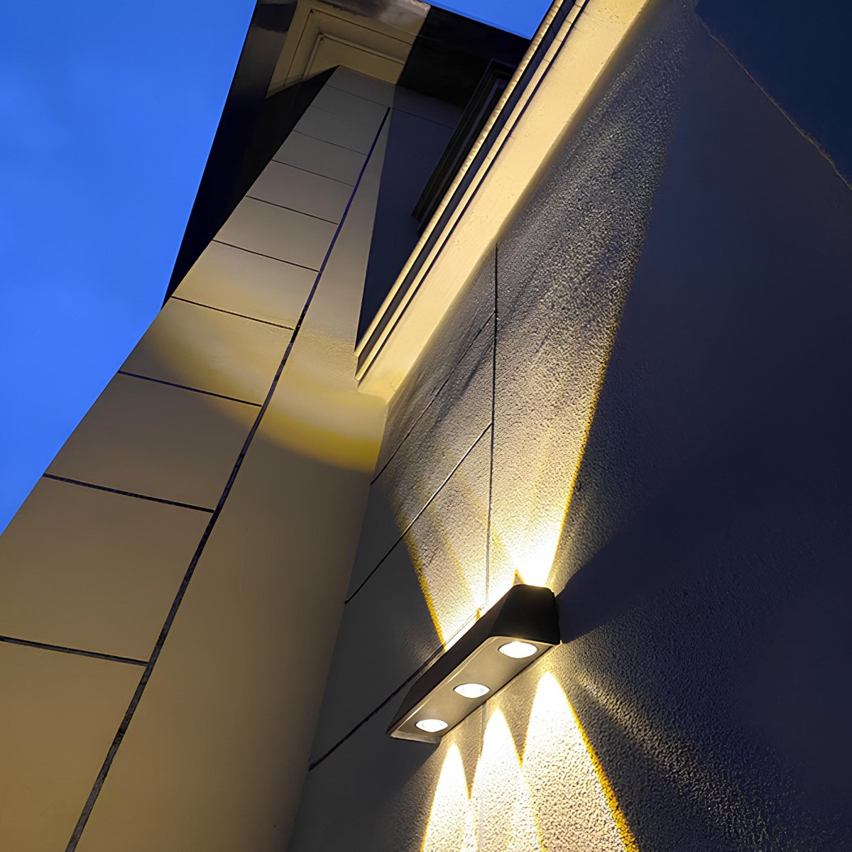 Solar Outdoor Wall Light With Six LED Beams