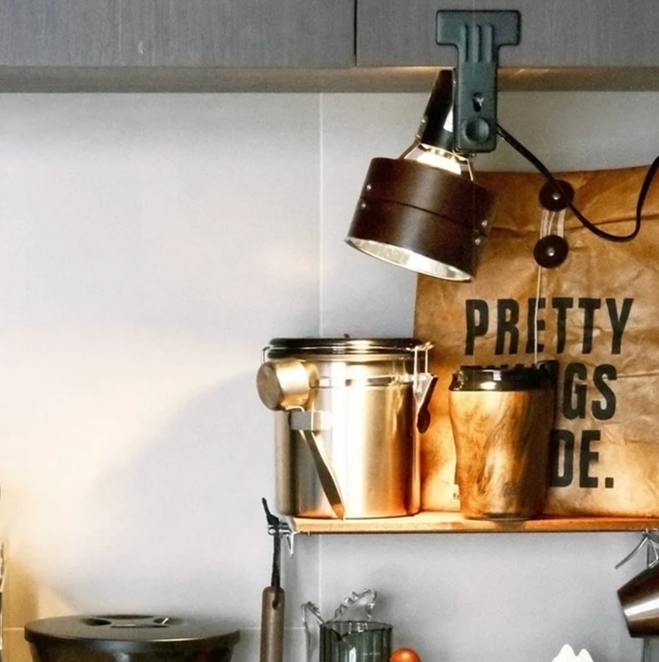 Adjustable Clip Lamp Retro Wooden Metal Desk Spotlight