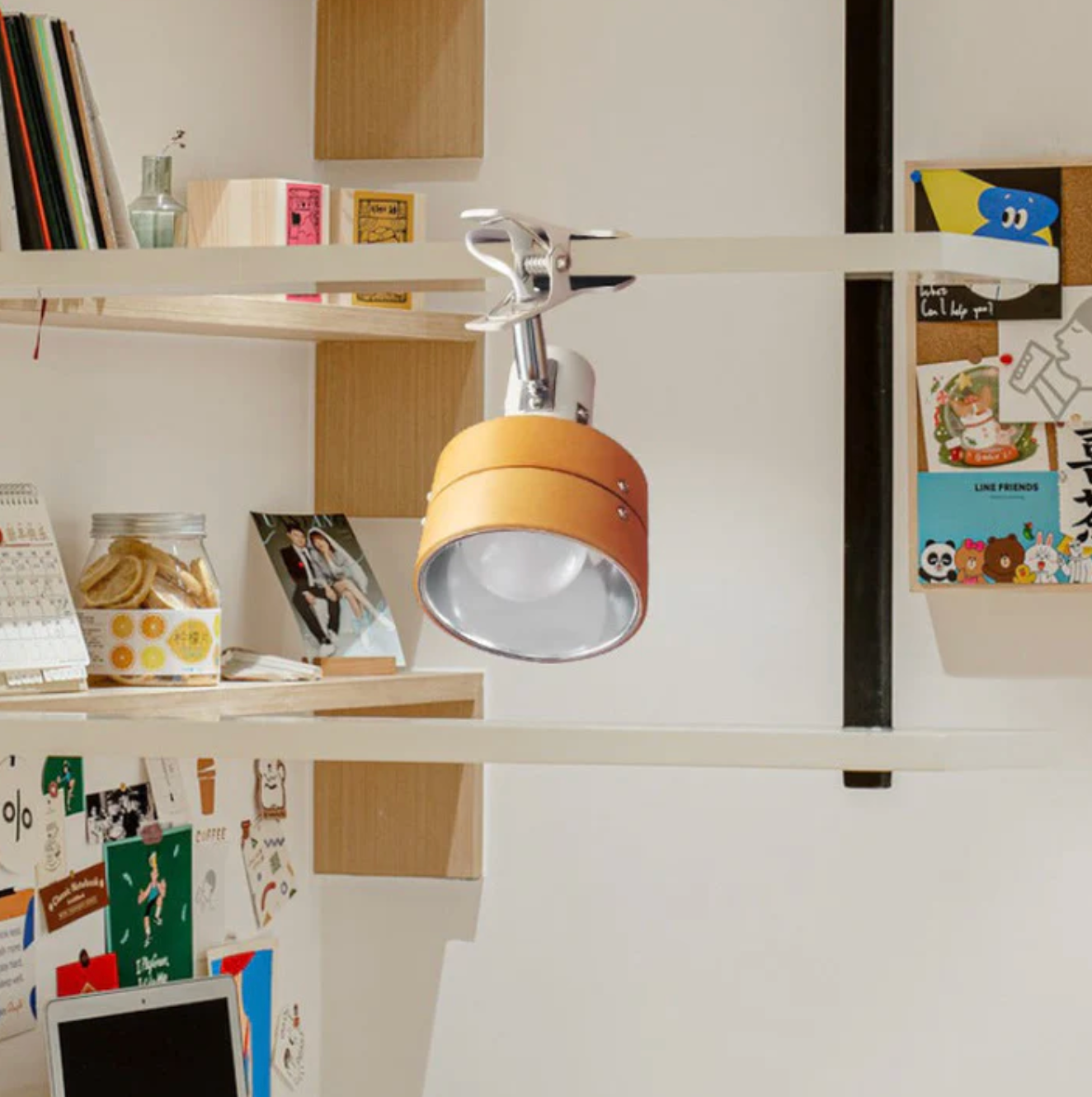 Adjustable Clip Lamp Retro Wooden Metal Desk Spotlight