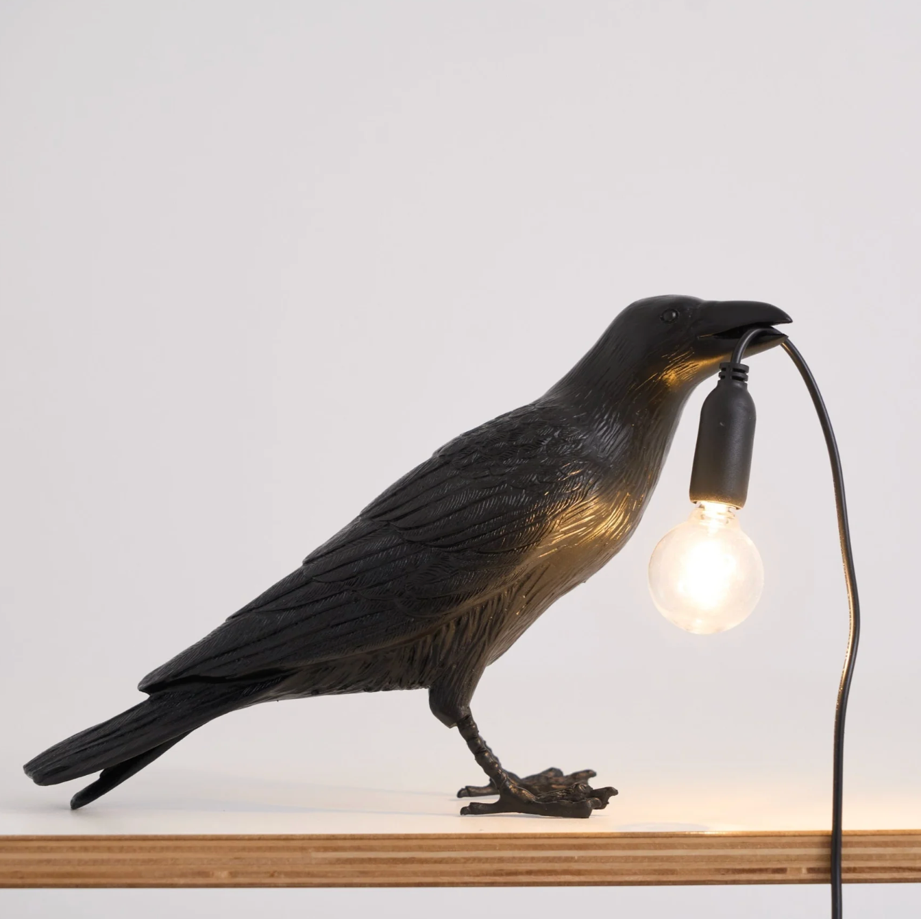 Raven Table Lamp Modern Bird Light Decorative Desk Lamp