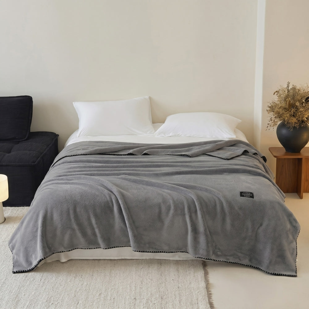 Veluvia Bouclé Plush Winter Blanket