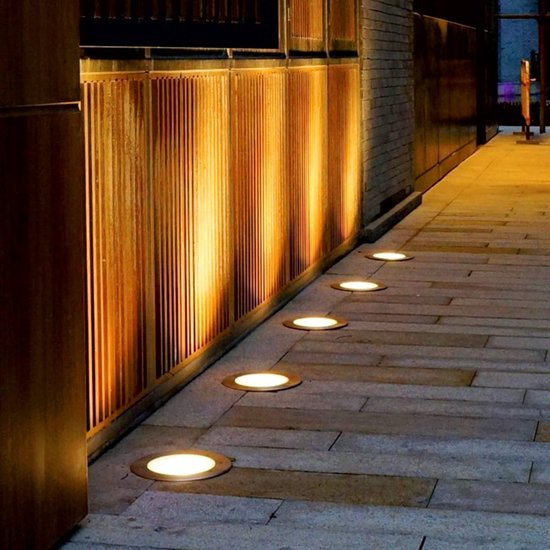 GlowPath | Garden Lights – Eco-Friendly Lighting for Warm Ambiance