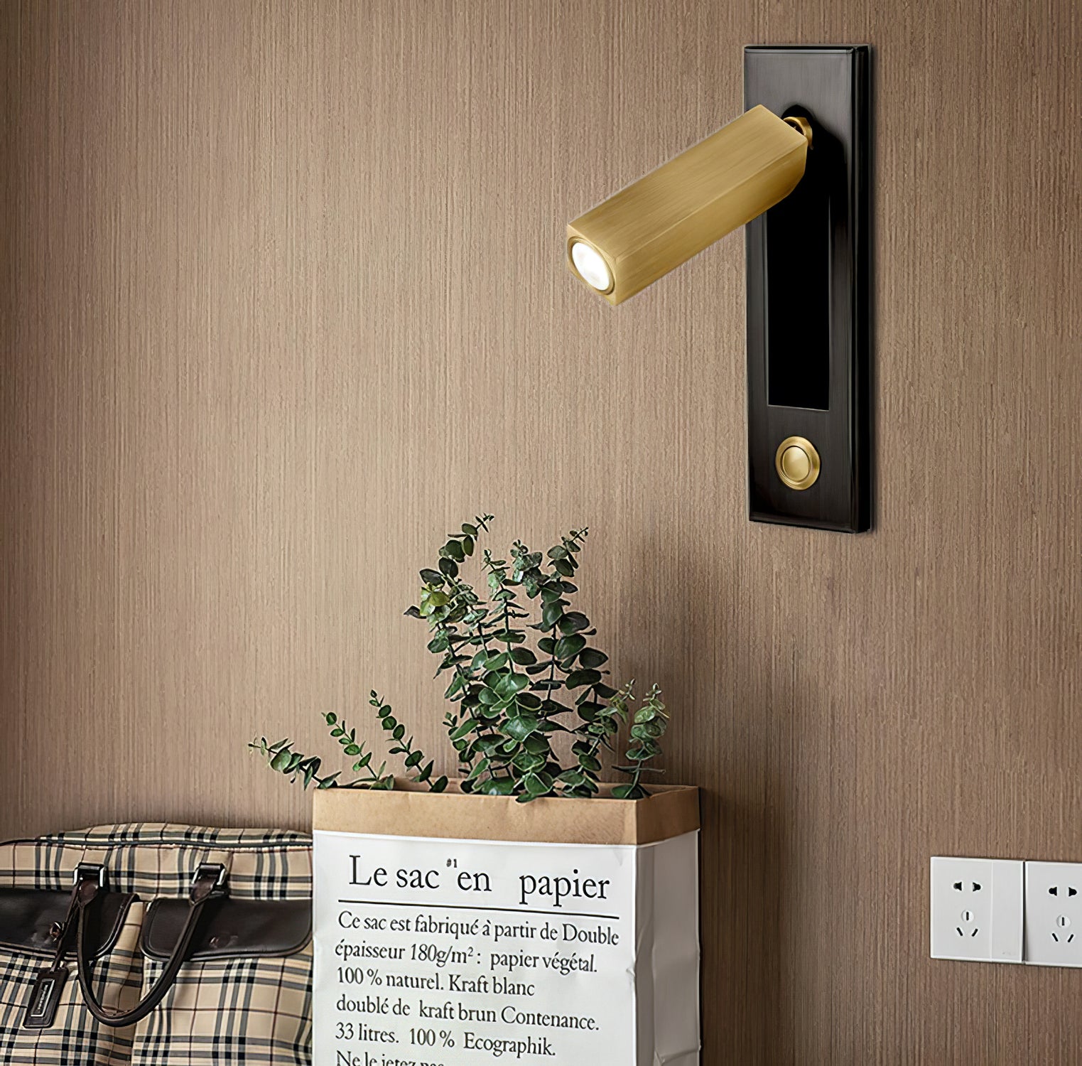 HaloEdge | Wall Sconce – Space-Saving Adjustable Bedside Lamp