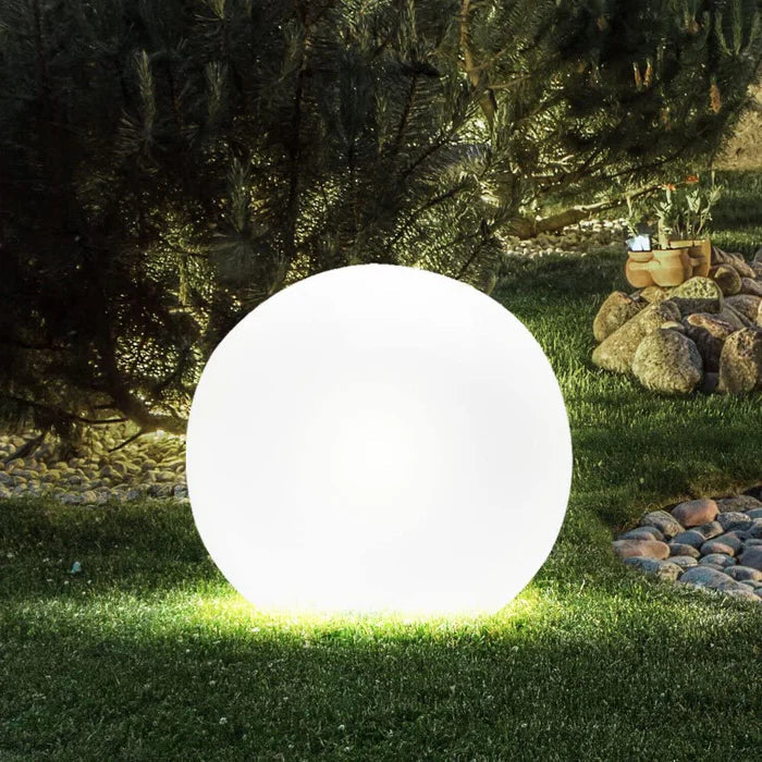 LuminAura | Spherical LED Garden Light – 16-Colour Ambient Glow