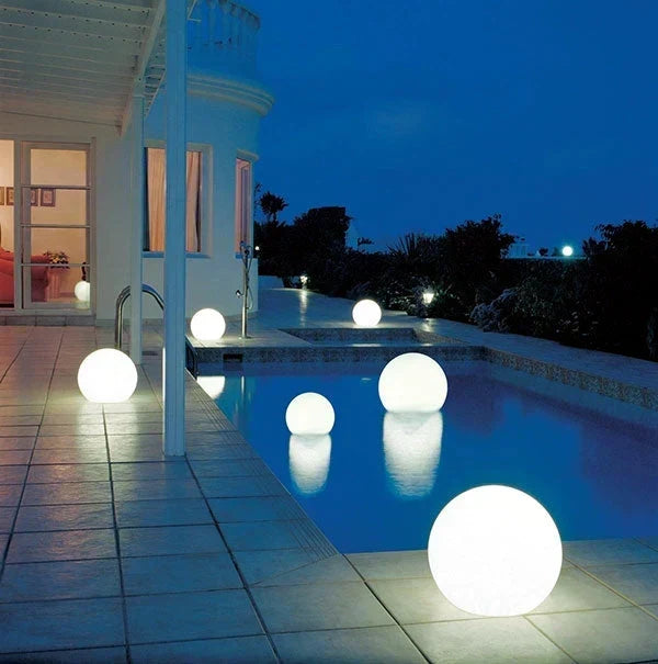 LuminAura | Spherical LED Garden Light – 16-Colour Ambient Glow