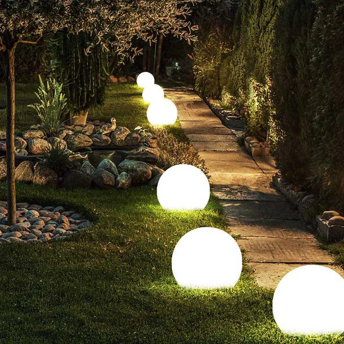 LuminAura | Spherical LED Garden Light – 16-Colour Ambient Glow
