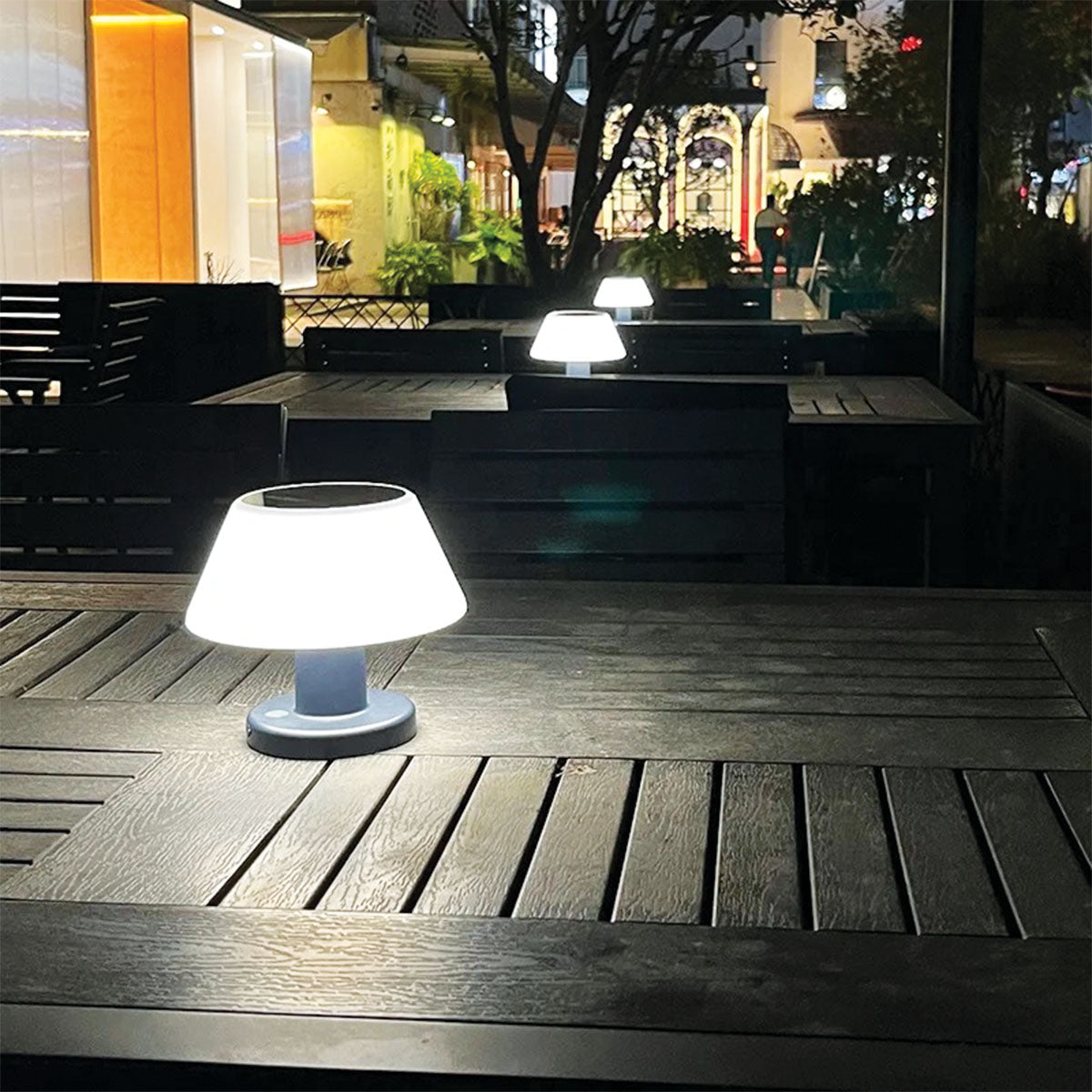 SolarGlow | Table Lamp – Adjustable Solar Outdoor Light