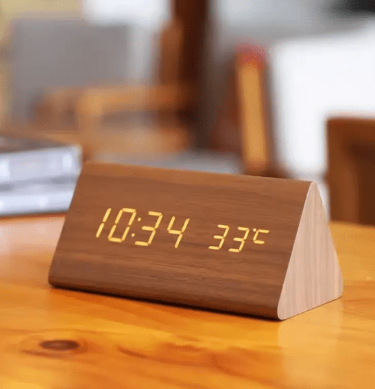 VocaTone | LED Alarm Clock – Minimalist Sound-Activated Display